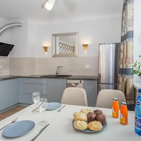 Avra I Stare Apartment