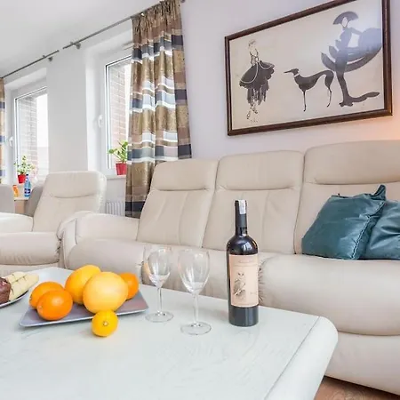 Avra I Stare Apartment Gdansk